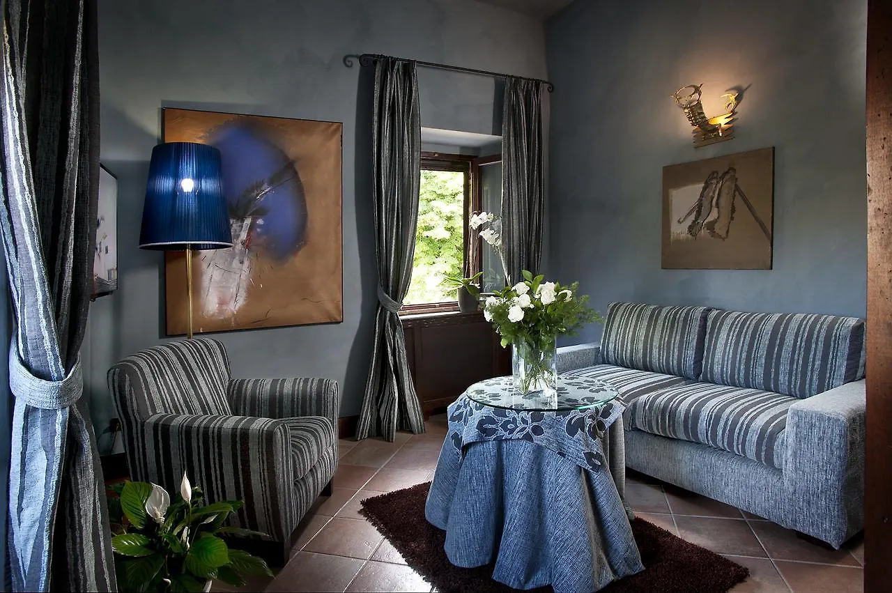 Castel Porrona Relais & Spa Cinigiano 5*,